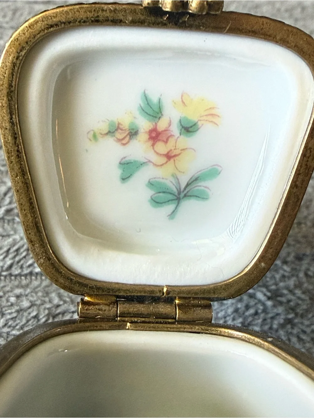 VTG Handpainted Jewelry Limoges France Chair Trinket Box Roses Floral Porcelain